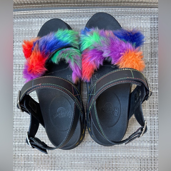 DR MARTEN LADIES BLACK VOSS II FLUFFY RAINBOW SOFTWAIR PLATFORM PRIDE SANDALS - Picture 11 of 16